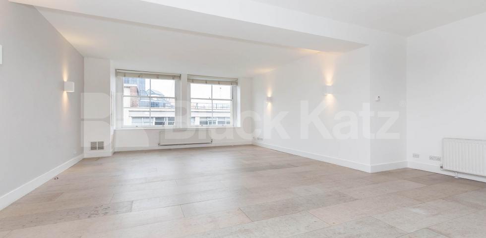 			2 Bedroom, 2 bath, 1 reception Apartment			 TABERNACLE STREET EC2A, OLD STREET - SHOREDITCH - LIVERPOOL STREET